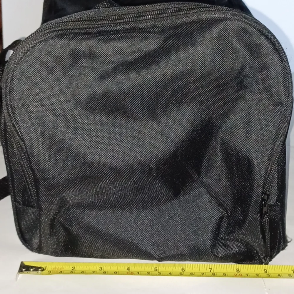 Reebok duffel bag black and gray gym bag 19